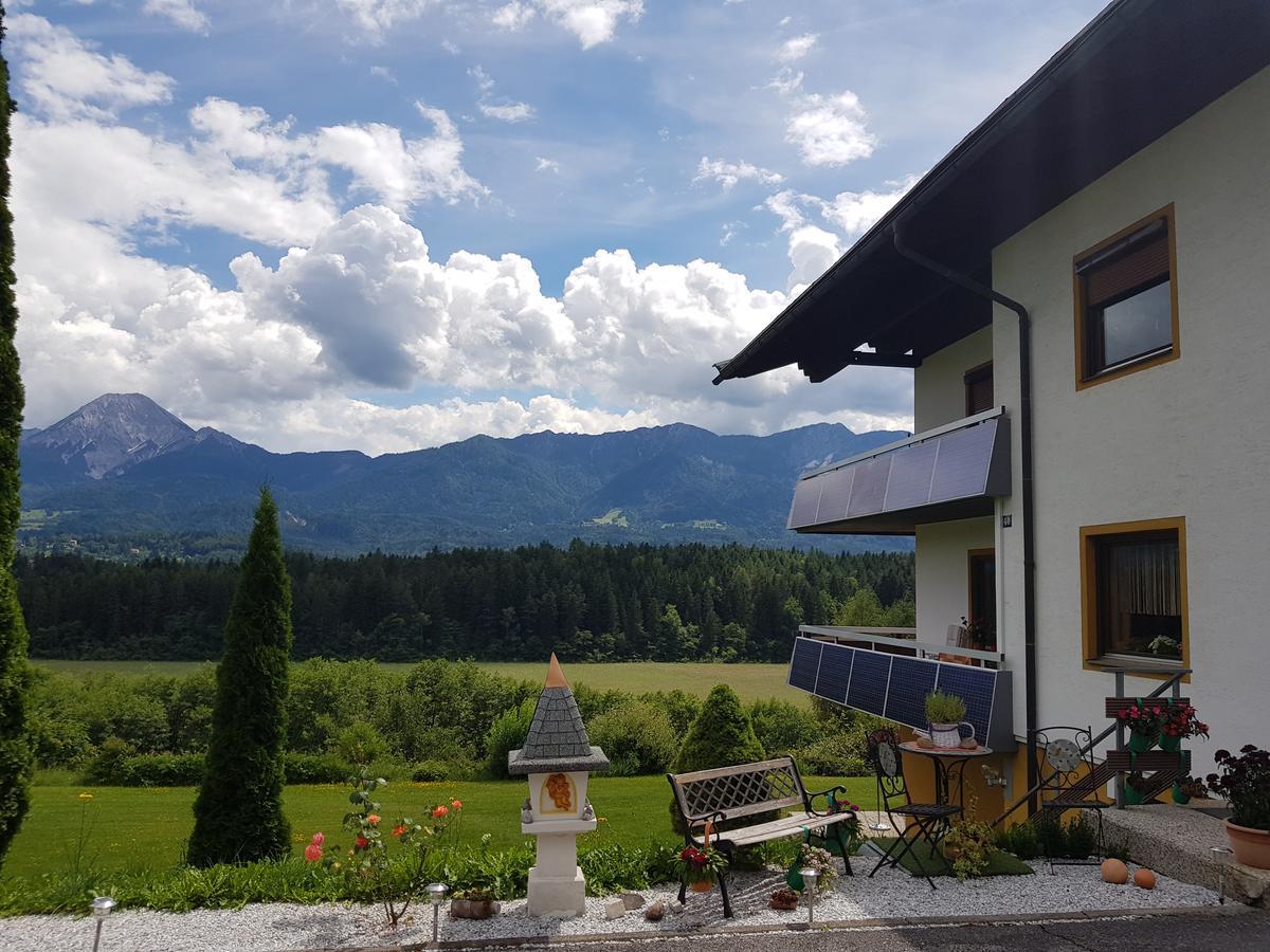 Ferienwohnungen Pirker Drobollach am Faakersee Exterior foto
